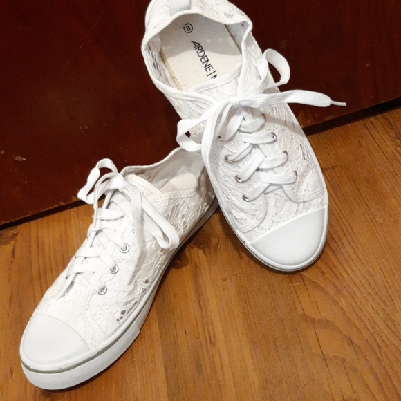 White Lace up Sneakers - Picture 2 of 4